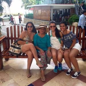 Meet your Posher, Daniela